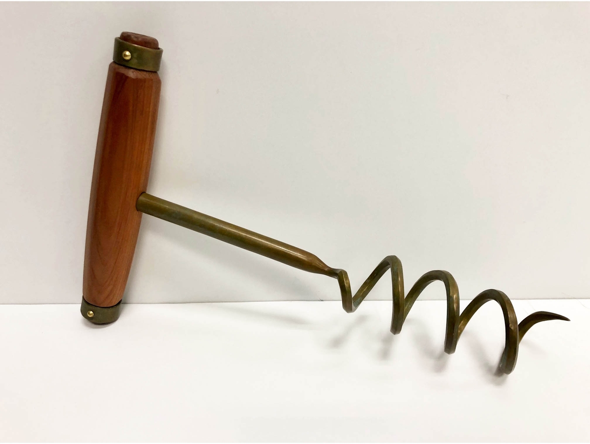 Tiny Corkscrew #7U