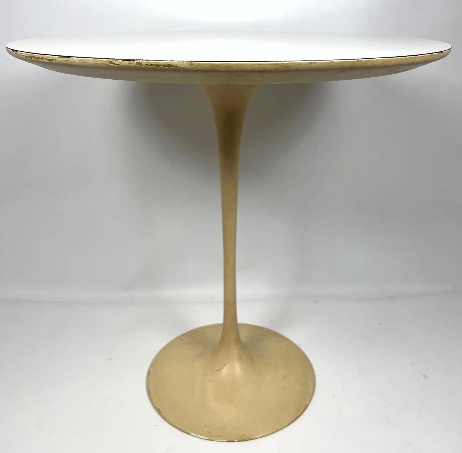 Tulip Side Table