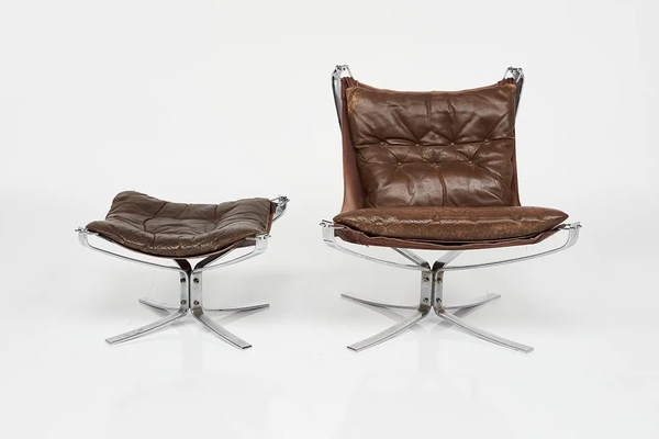 Sigurd Ressel Falcon Chair and Ottoman (pair)