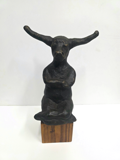 12" Contemplative Bull on Wood 8/500 (Gun Metal)